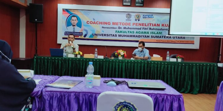 Coaching Metode Penelitian Kuantitatif oleh Narasumber Dr. Muhammad Fitri Rahmadana, M.Si